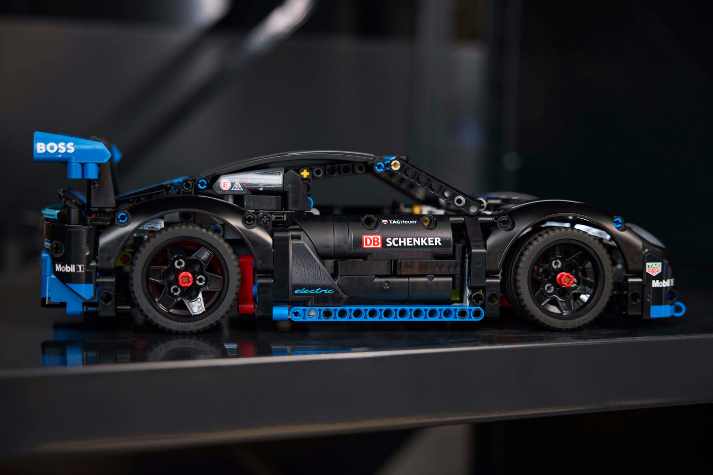 Lego - Auto da corsa Porsche GT4 e-Performance 42176