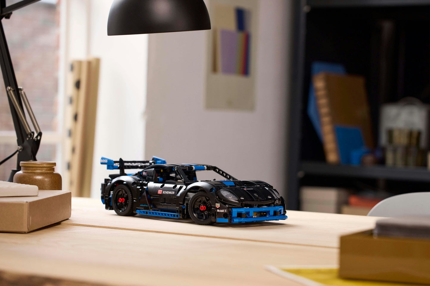 Lego - Auto da corsa Porsche GT4 e-Performance 42176