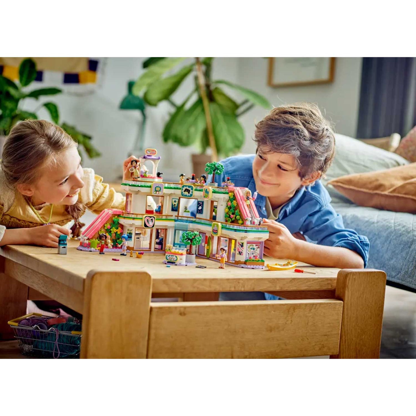 Lego - Lego Friends: Centro Commerciale Di Heartlake City 42604