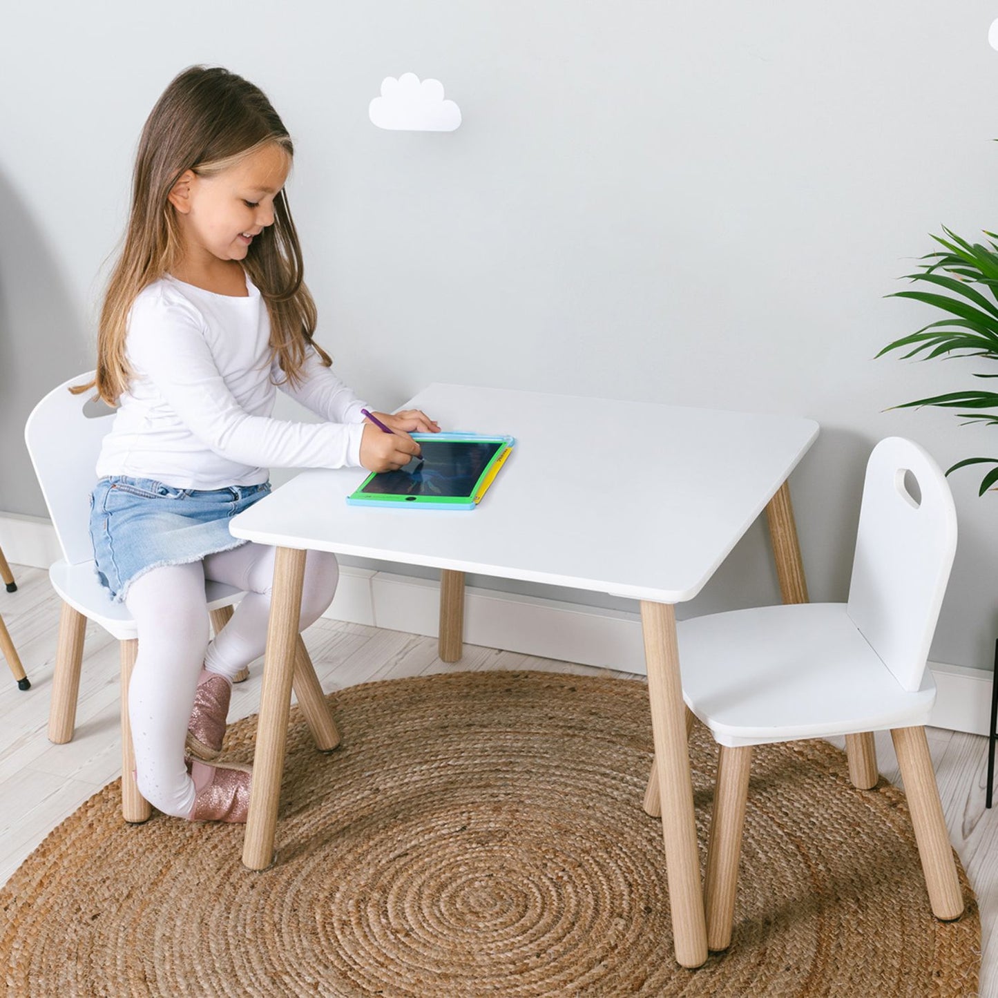 Freeon - Set tavolo in legno con 2 sedie