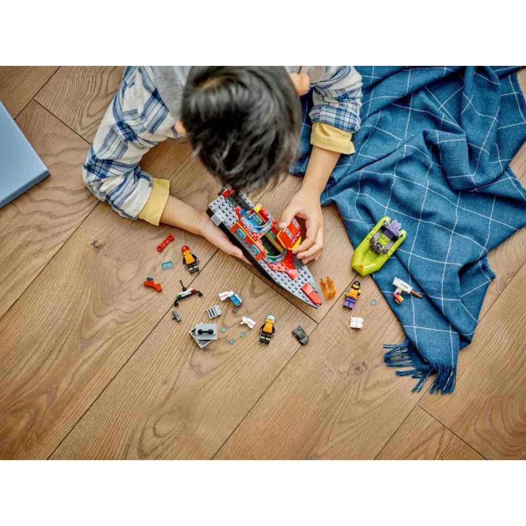 LEGO - City Barca di soccorso antincendio 60373