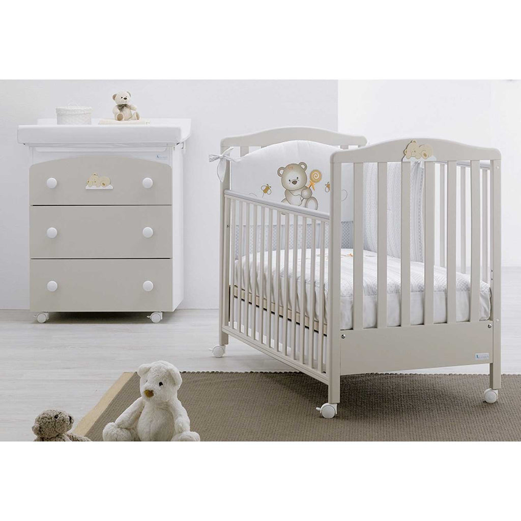Azzurra Design - WEB model cot + changing table