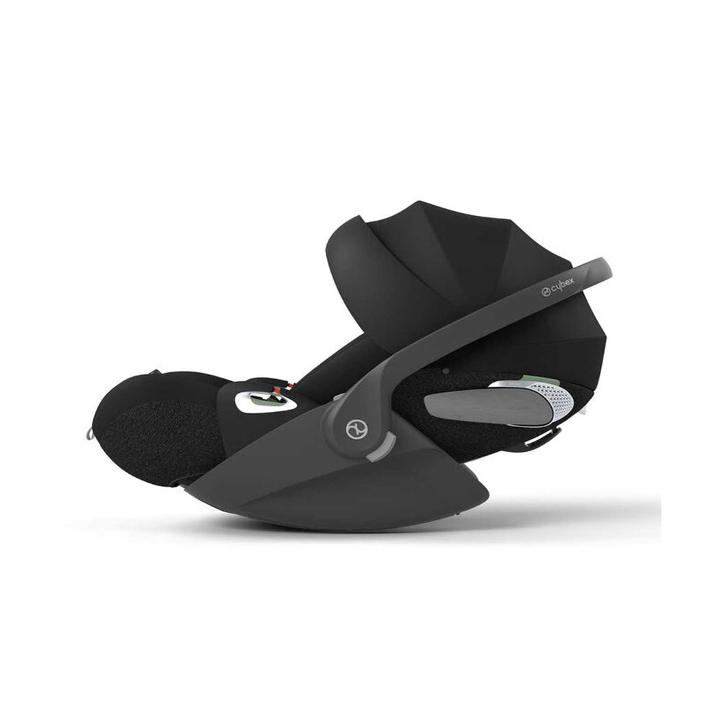Cybex - Seggiolino Cloud T con Base T + Snogga Mini in REGALO!