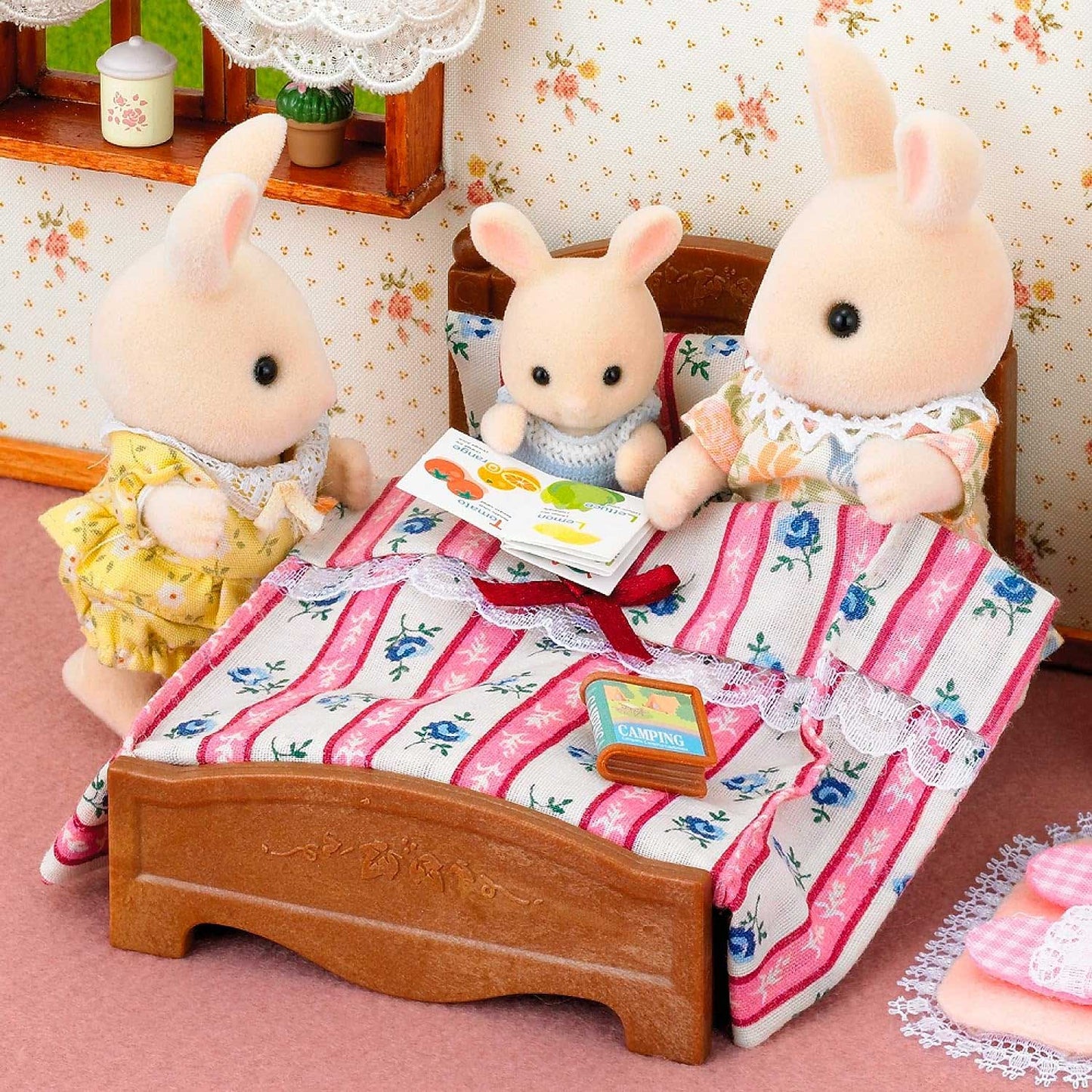 Epoch - Sylvanian Family Milk Rabbit