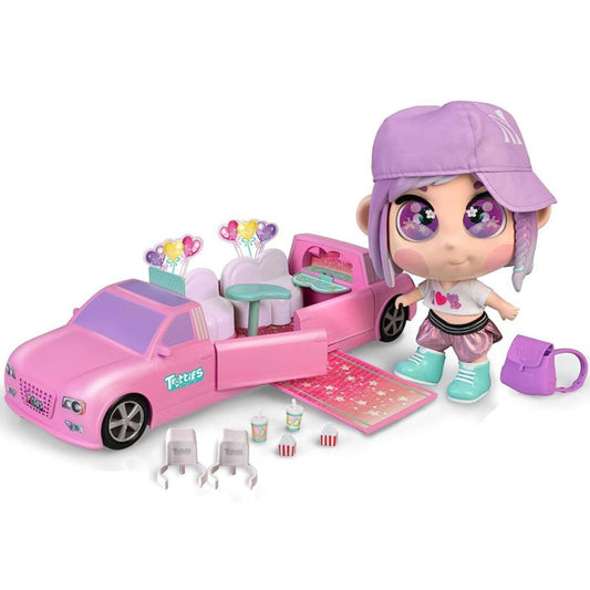 Famous - Trottie Limo & Emma