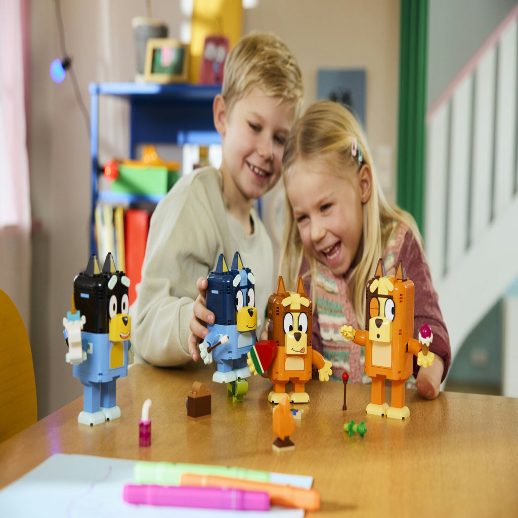 LEGO - Bluey Famiglia Bluey In Mattoncini 11217