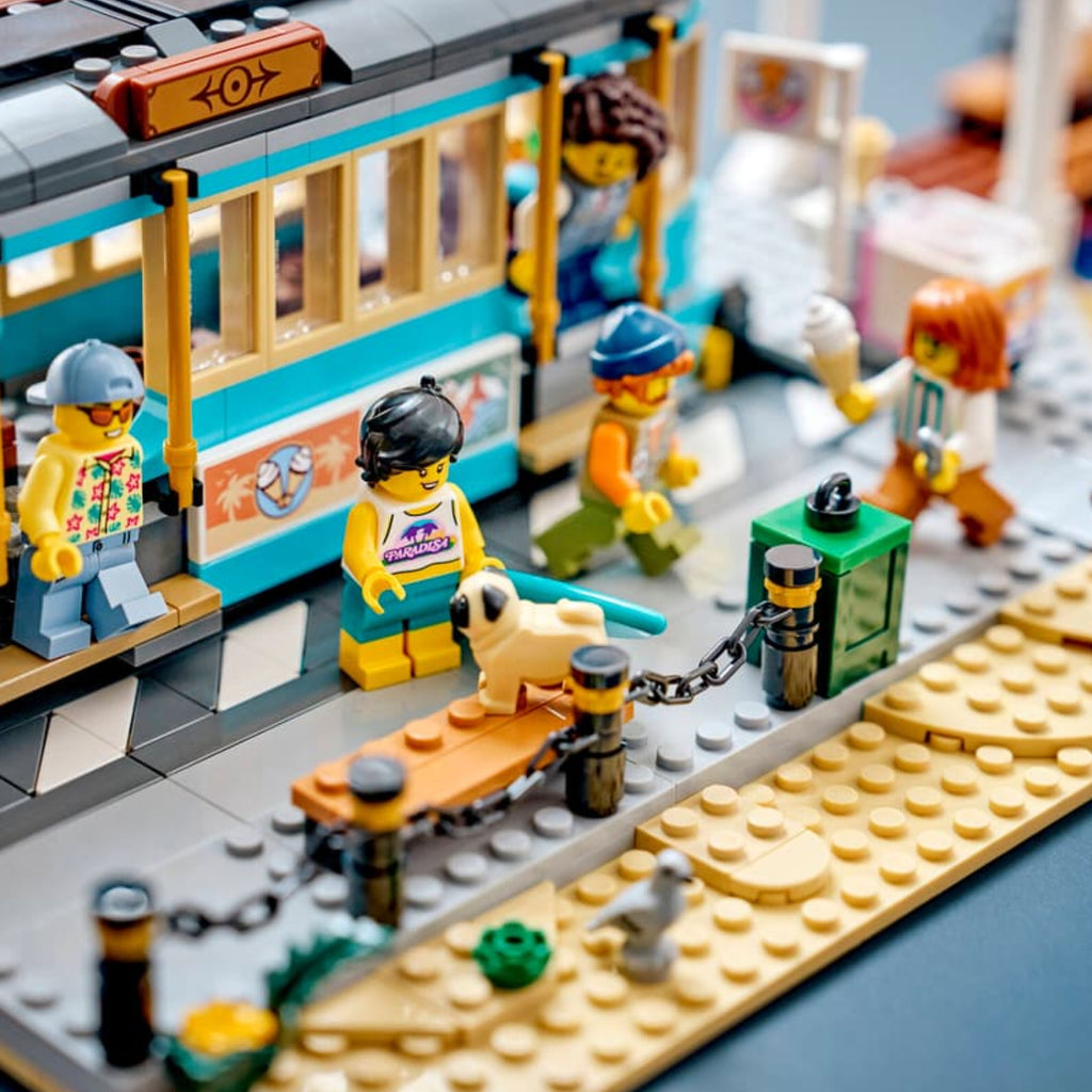 LEGO - City Trains Tram Classico Della Spiaggia 60506
