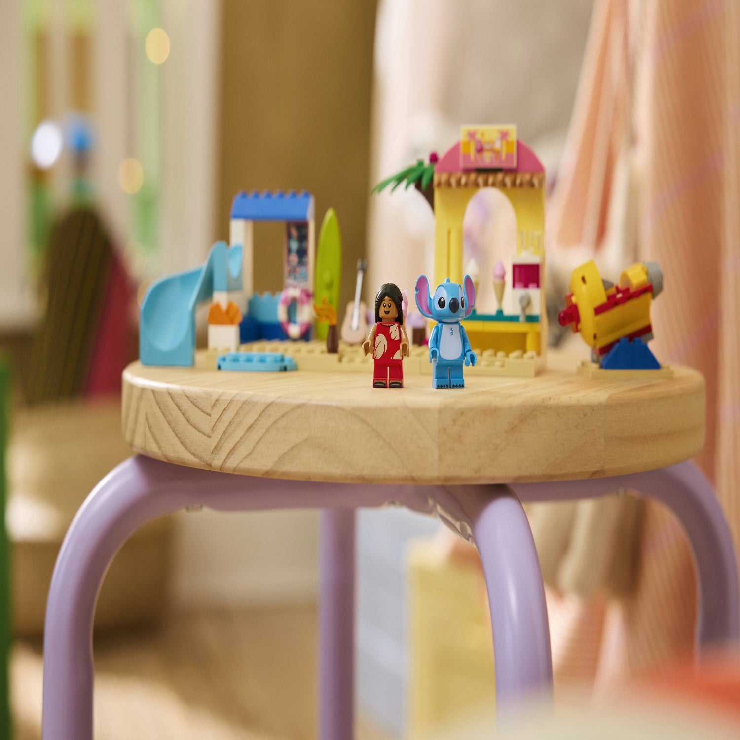 LEGO - Disney Classic Divertimento In Spiaggia Con Lilo E Stitch 43280