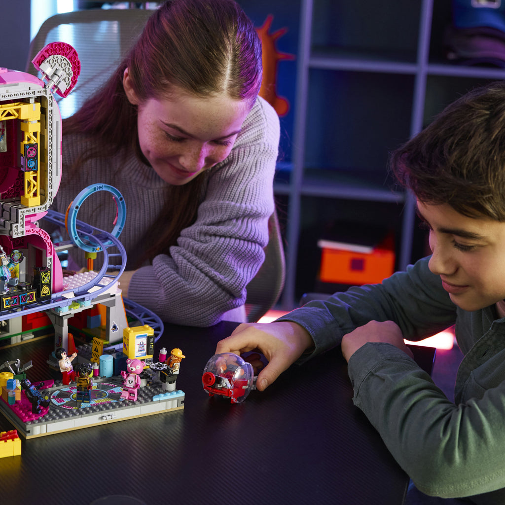 LEGO -  Fortnite Tana Strana 77082