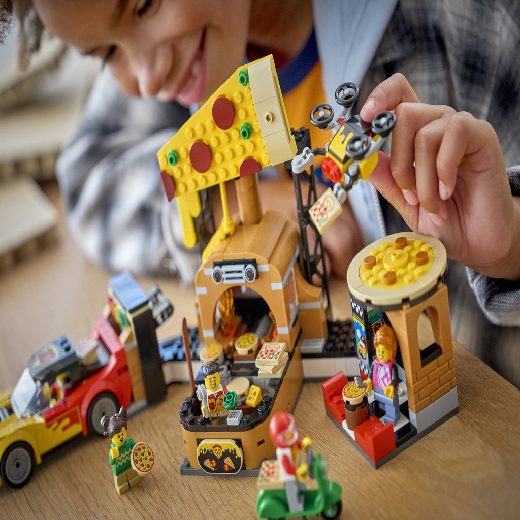 LEGO - My City Centro Di Consegna Pizze Con Veicoli 60496
