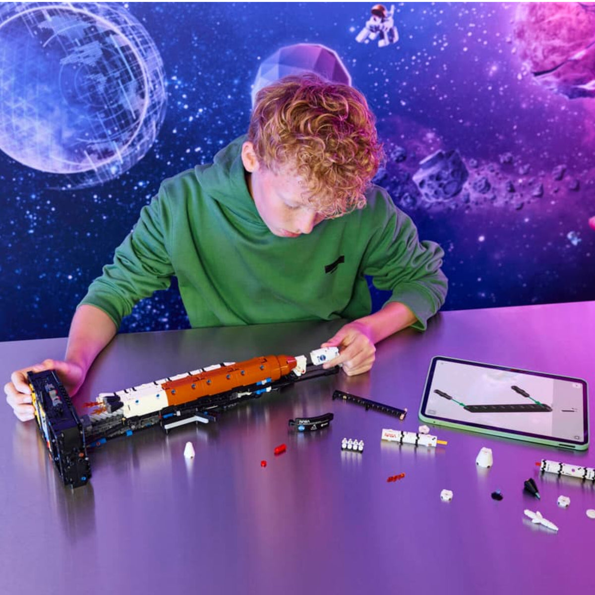 LEGO - Sistema di lancio spaziale razzo NASA Artemis 42221