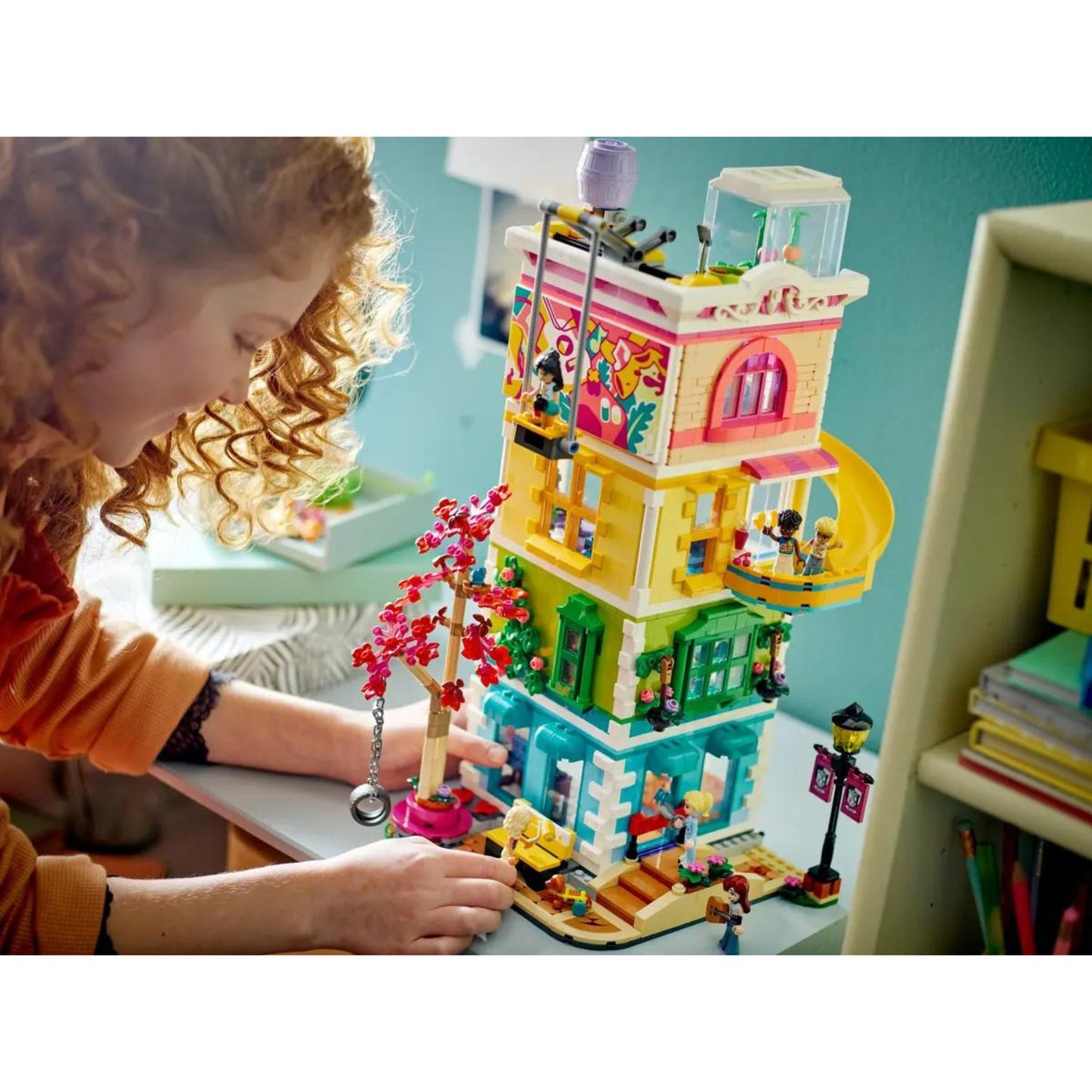 Lego - Friends Centro comunitario di Heartlake City 41748