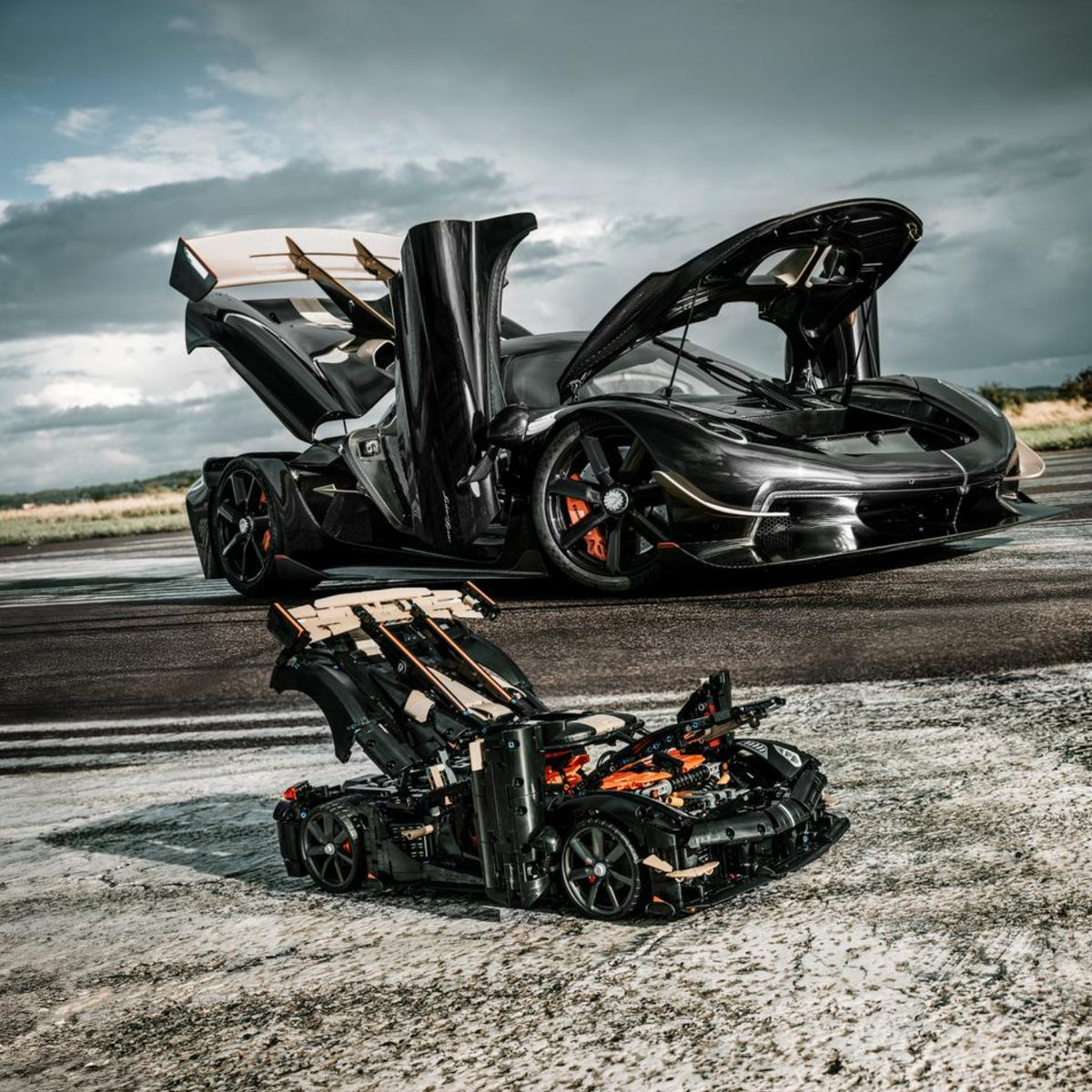 Lego - Technic Hypercar Koenigsegg Sadair’s Spear 42232