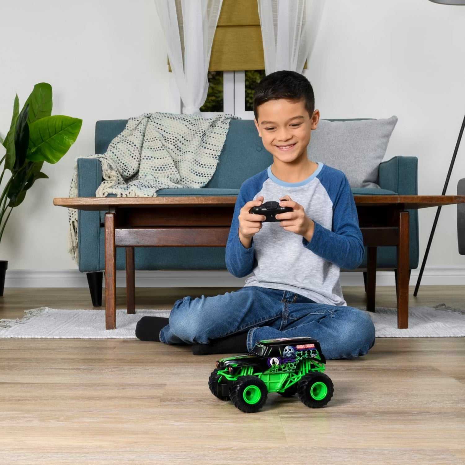 Spin Master - Monster Jam 1:24Th Grave Digger Rc