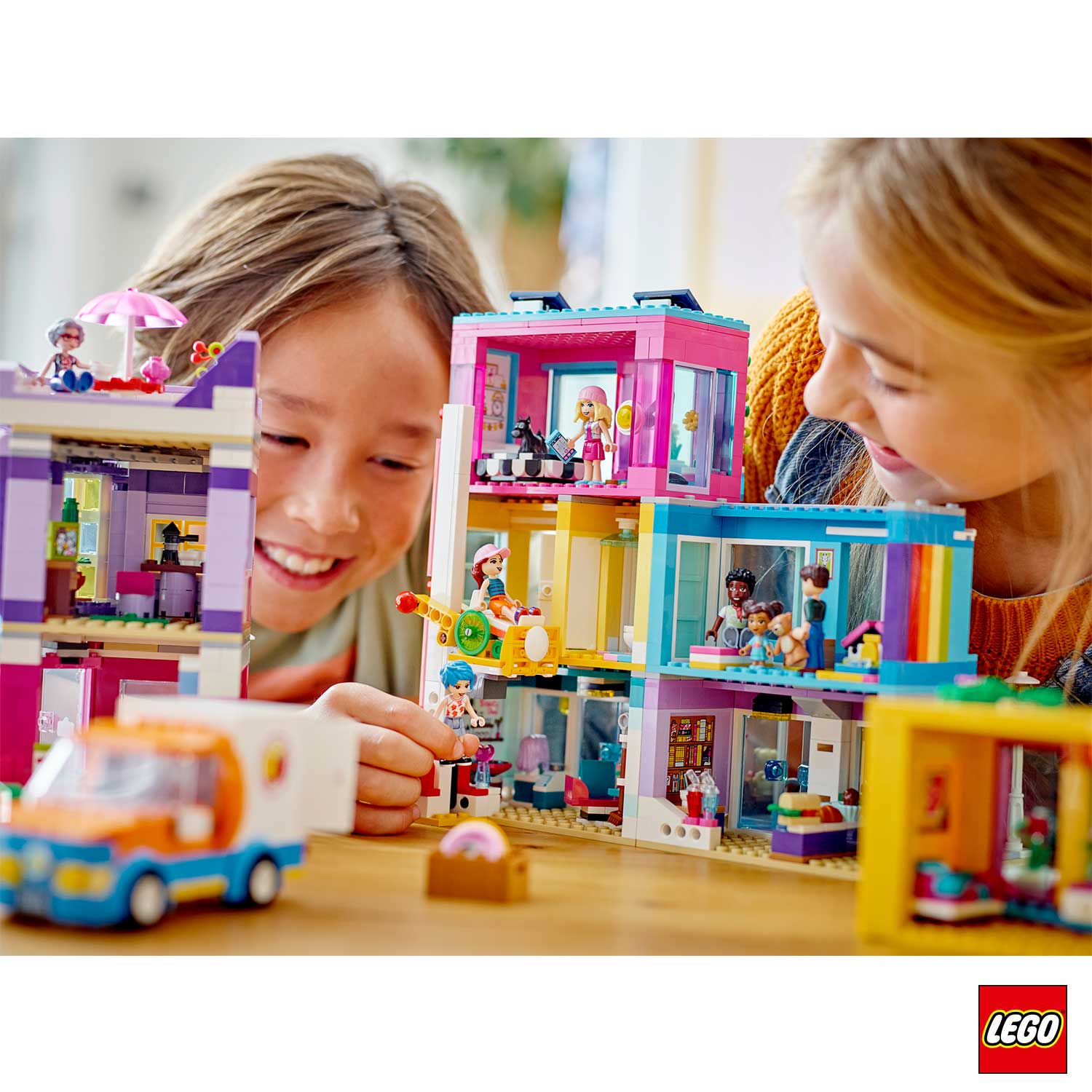 Lego - Friends Edificio Della Strada Principale 41704